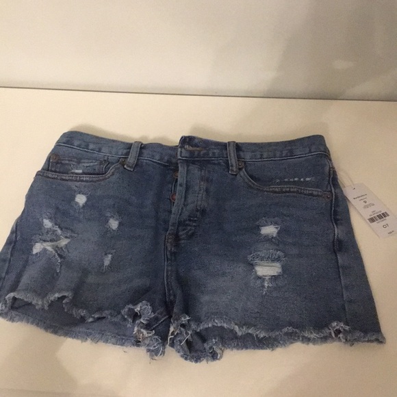 Shorts x 2 - Picture 2 of 7